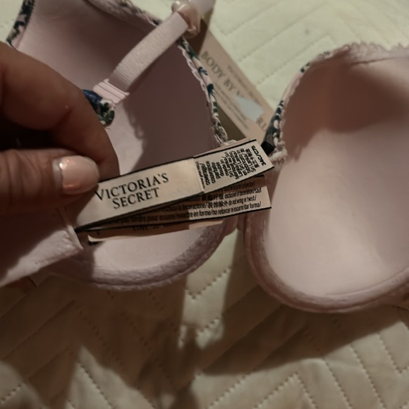 Body by Victoria Bra - Picture 4 of 5